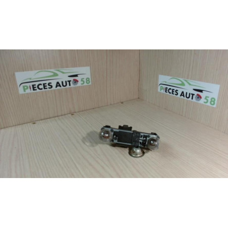 Platine feu arriere gauche RENAULT LAGUNA 1 PHASE 2 d’occasion