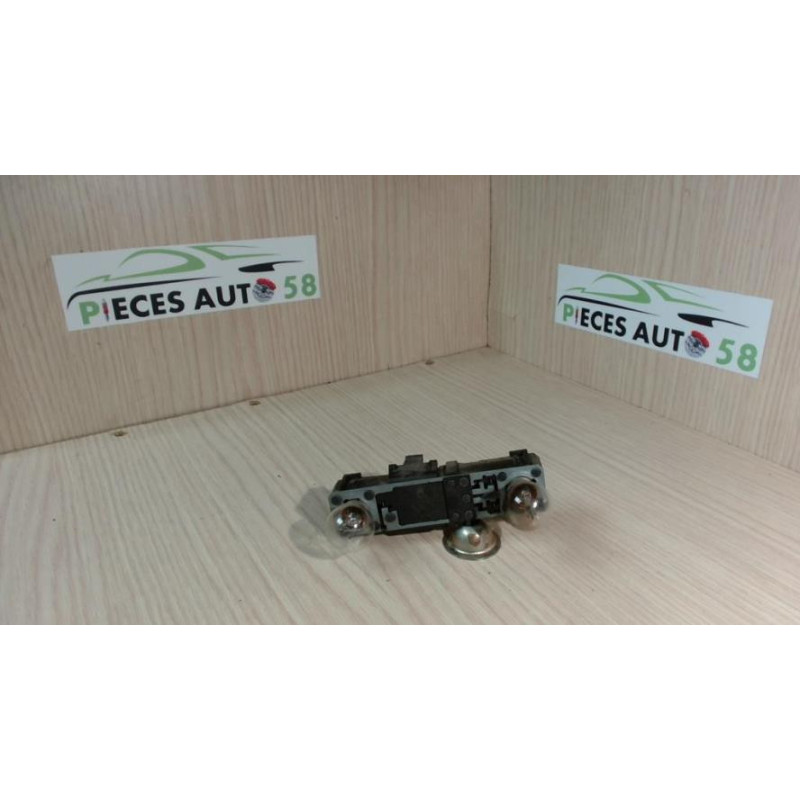 Platine feu arriere gauche RENAULT SAFRANE PHASE 2 d’occasion