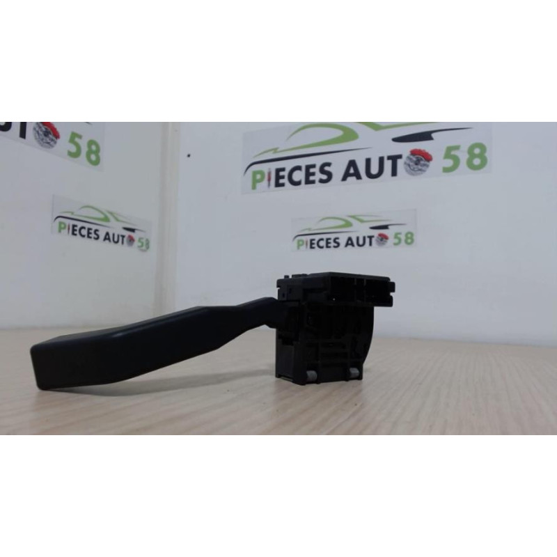 Commodo d'essuie glaces RENAULT R19 PHASE 1 d’occasion