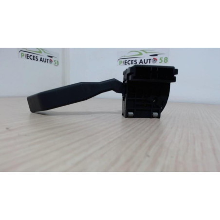 Commodo d'essuie glaces RENAULT R19 PHASE 1 d’occasion