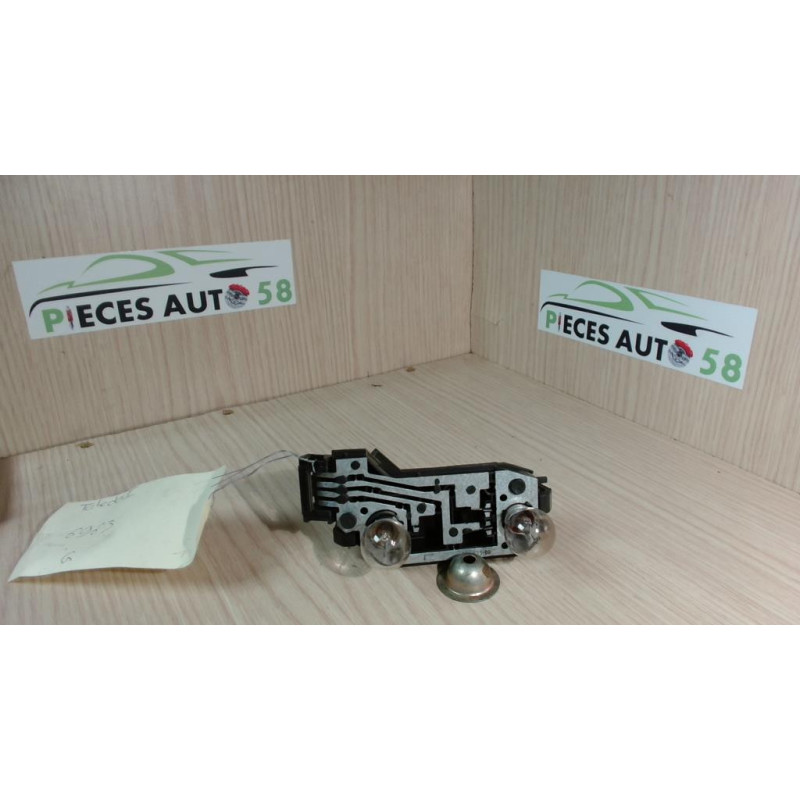 Platine feu arriere gauche SEAT  d’occasion