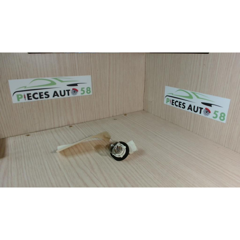 Platine feu arriere gauche SEAT CORDOBA 1 PHASE 2 d’occasion