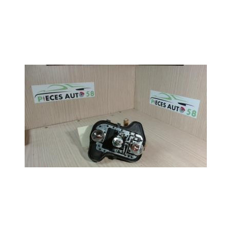 Platine feu arriere gauche VOLKSWAGEN GOLF 5 d’occasion