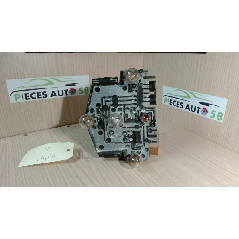 Platine feu arriere gauche VOLKSWAGEN  d’occasion