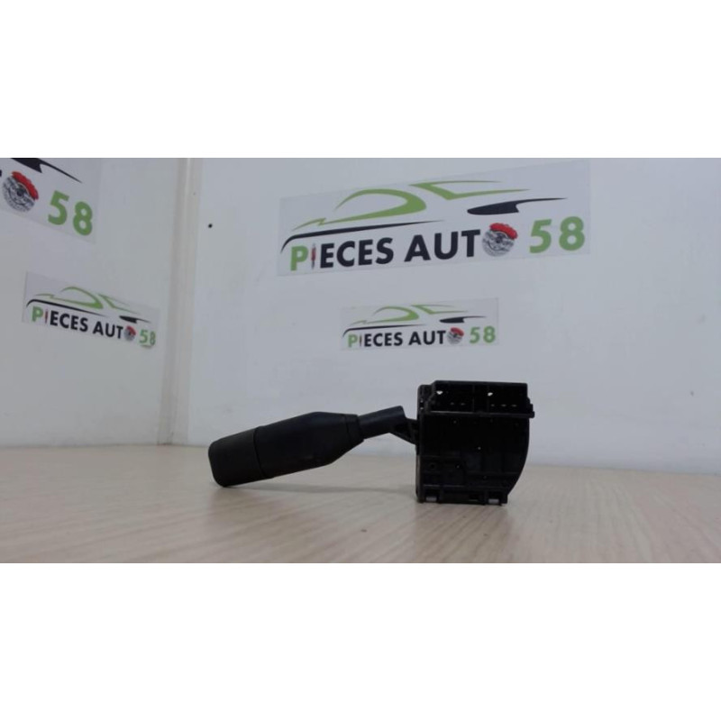 Commodo d'essuie glaces RENAULT EXPRESS PHASE 2 d’occasion