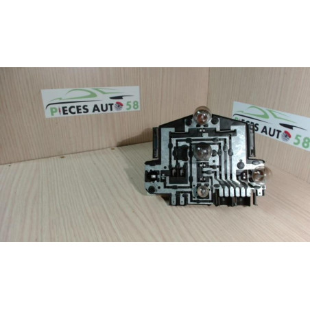 Platine feu arriere droit VOLKSWAGEN  d’occasion