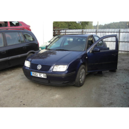 Platine feu arriere droit VOLKSWAGEN BORA d’occasion