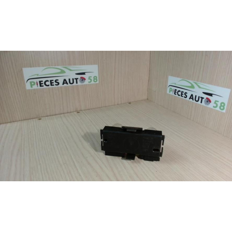 Platine feu arriere gauche VOLKSWAGEN  d’occasion