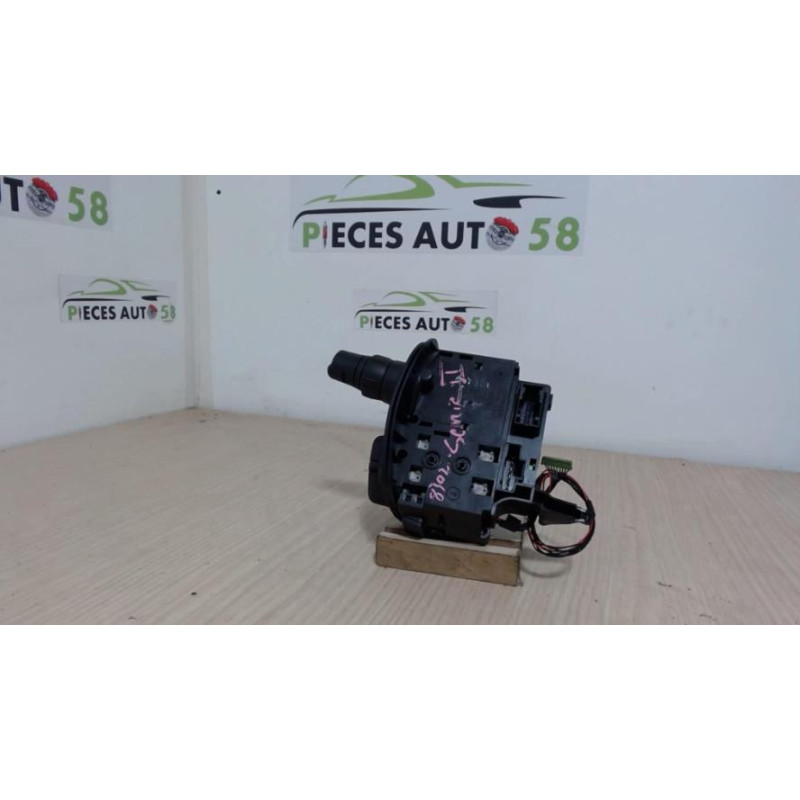 Commodo d'essuie glaces RENAULT SCENIC 2 PHASE 1 d’occasion