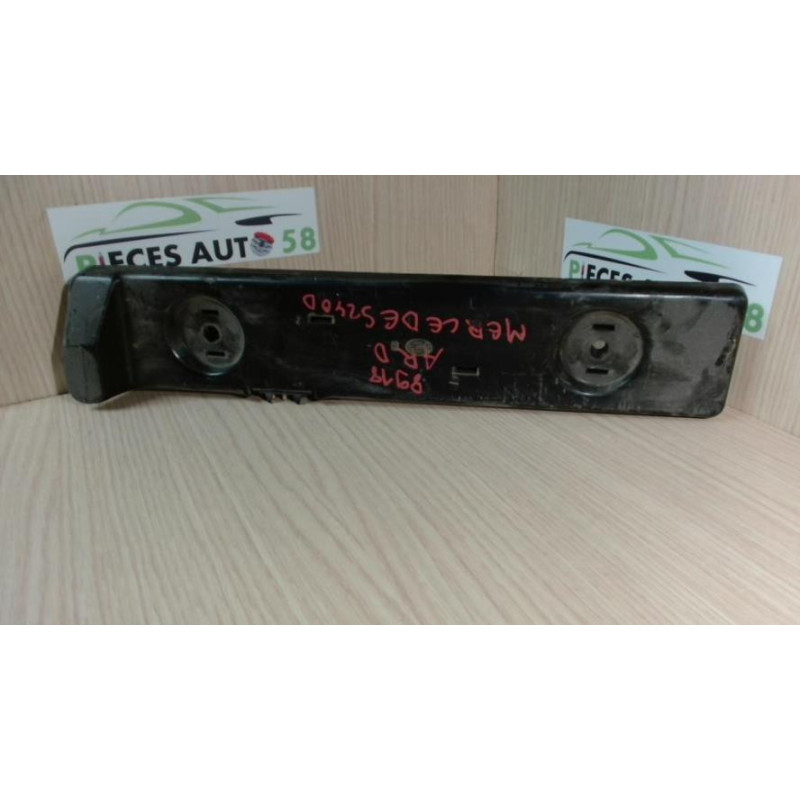 Platine feu arriere droit MERCEDES 240 W123 d’occasion