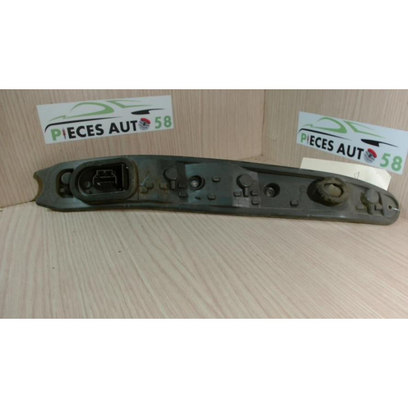 Platine feu arriere droit FIAT PUNTO 2 PHASE 1 d’occasion