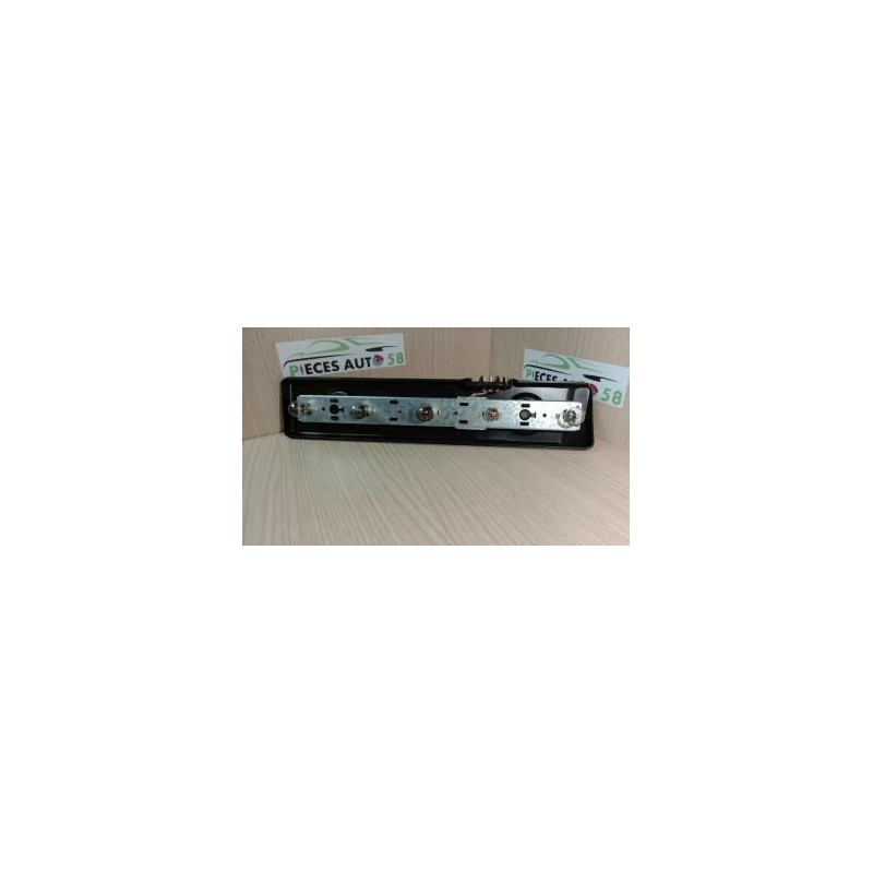 Platine feu arriere gauche MERCEDES 240 W123 d’occasion