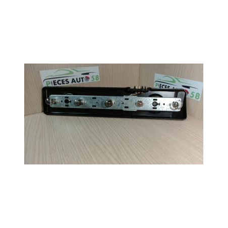 Platine feu arriere gauche MERCEDES 240 W123 d’occasion