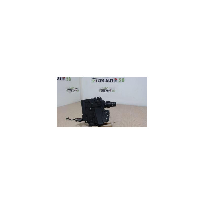 Commodo d'essuie glaces RENAULT SCENIC 2 PHASE 1 d’occasion
