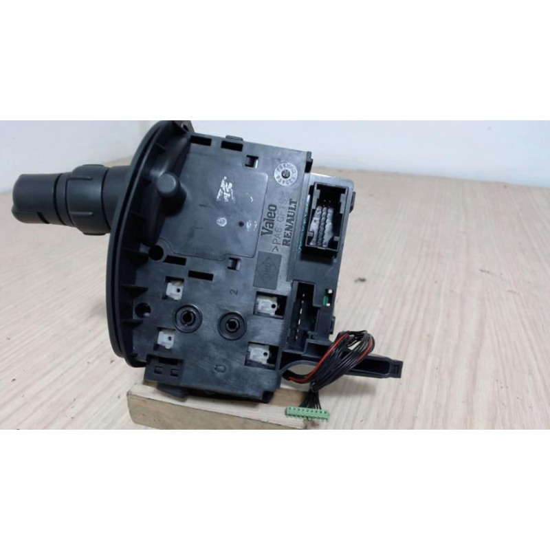 Commodo d'essuie glaces RENAULT SCENIC 2 PHASE 1 d’occasion