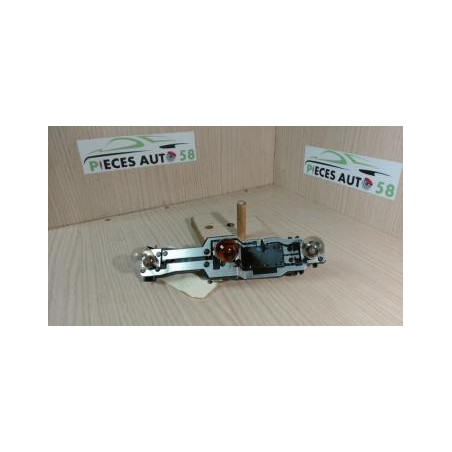 Platine feu arriere droit DACIA SANDERO 1 d’occasion