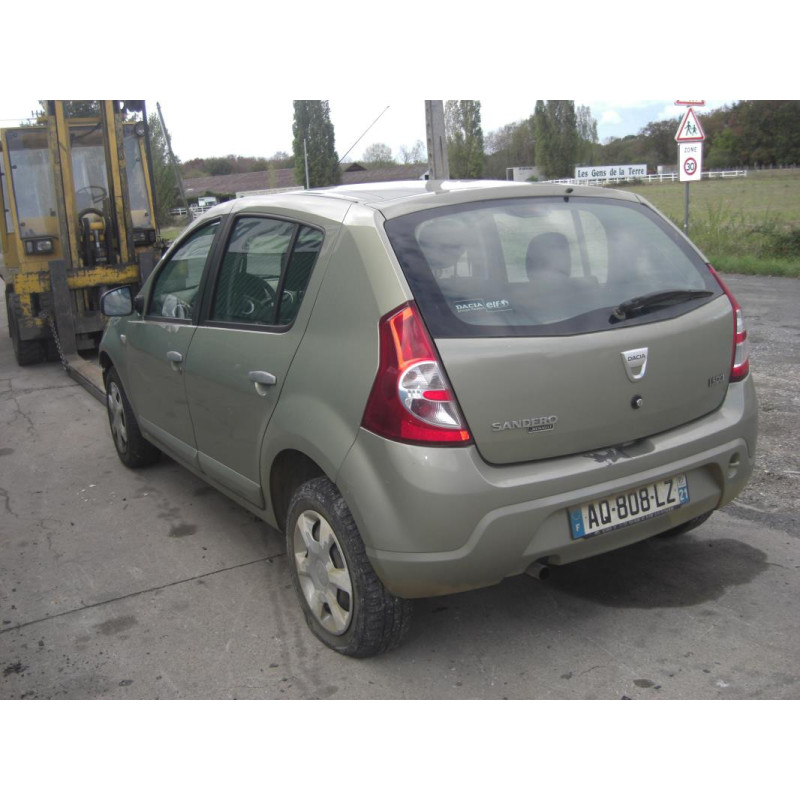 Platine feu arriere droit DACIA SANDERO 1 d’occasion