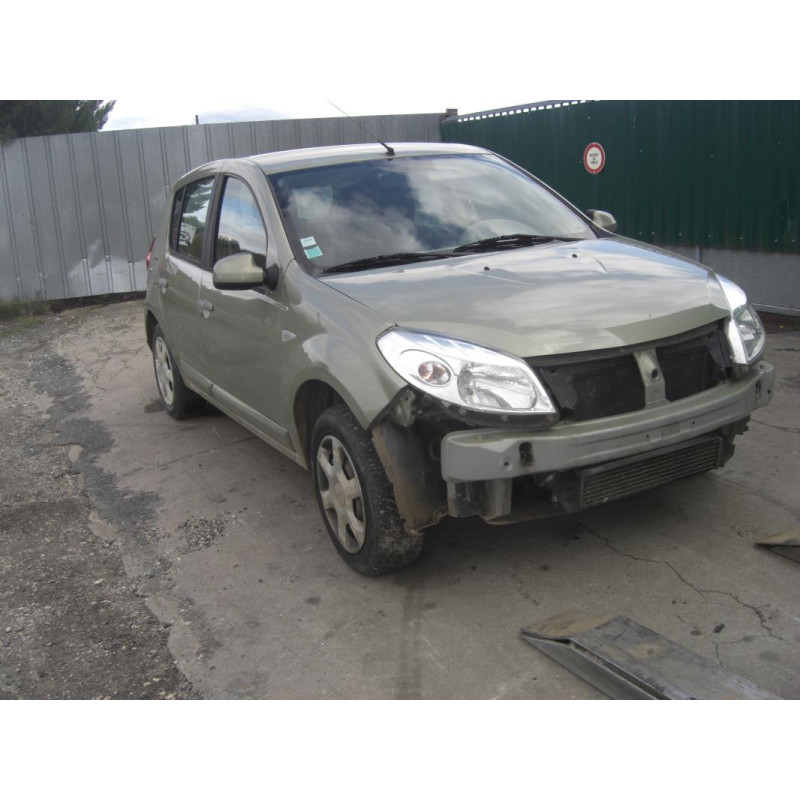 Platine feu arriere droit DACIA SANDERO 1 d’occasion
