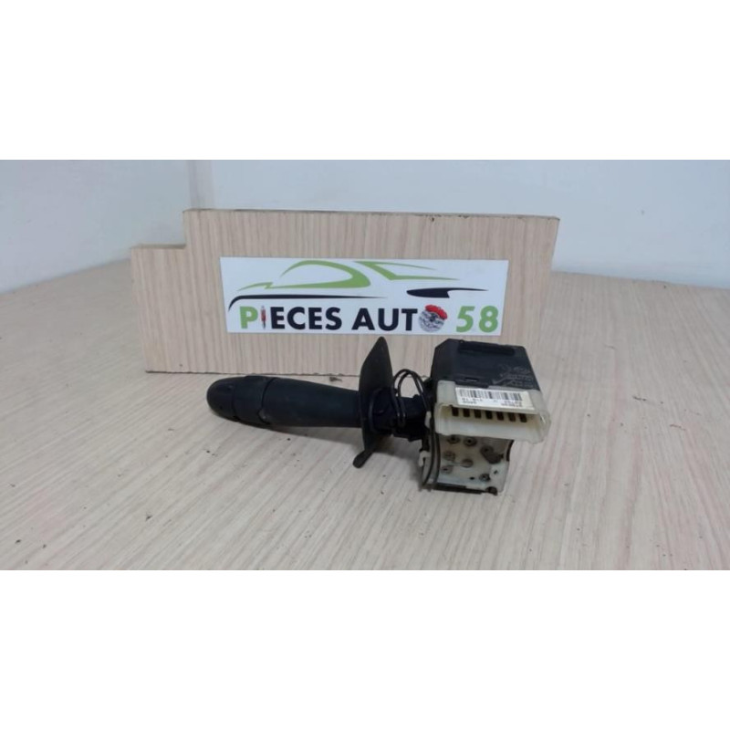 Commodo d'essuie glaces RENAULT  d’occasion