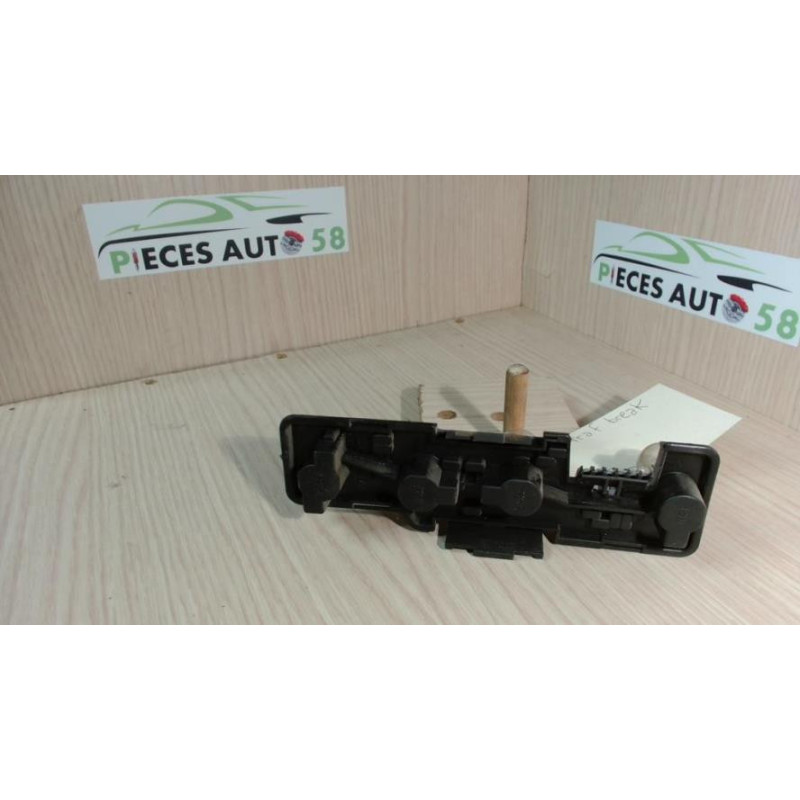 Platine feu arriere droit OPEL ASTRA F PHASE 1 BREAK d’occasion