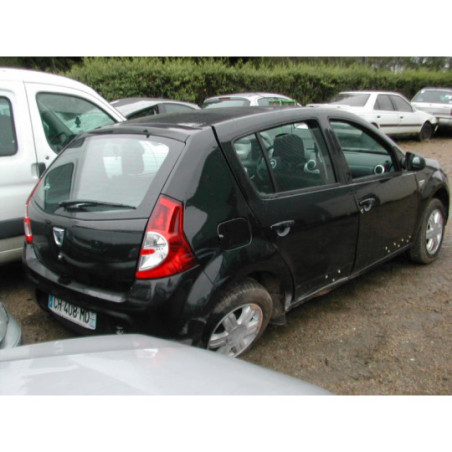 Platine feu arriere gauche DACIA SANDERO 1 d’occasion