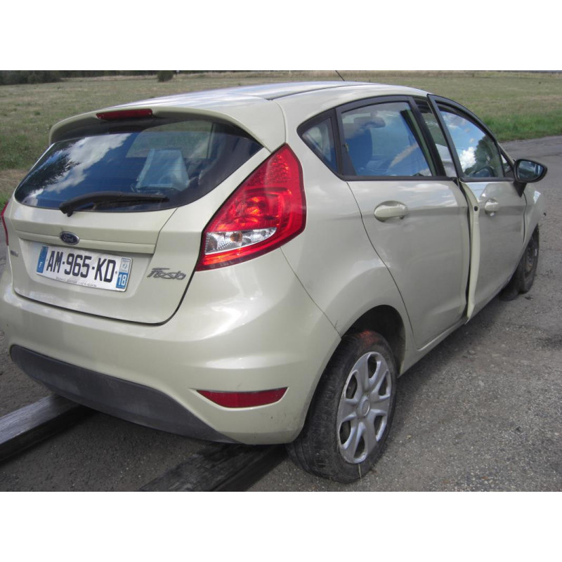 Platine feu arriere droit FORD FIESTA 6 PHASE 1 d’occasion