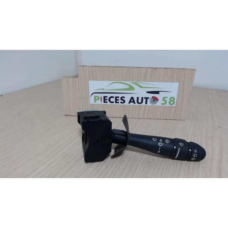 Commodo d'essuie glaces RENAULT CLIO 2 PHASE 2 d’occasion