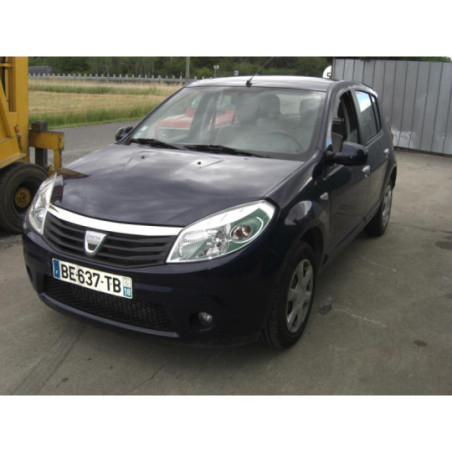 Platine feu arriere gauche DACIA SANDERO 1 d’occasion