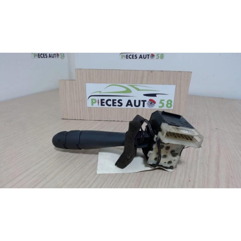 Commodo d'essuie glaces RENAULT LAGUNA 1 PHASE 2 d’occasion