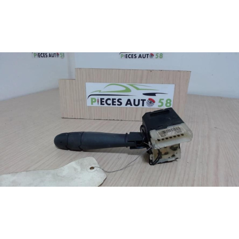 Commodo d'essuie glaces RENAULT LAGUNA 1 PHASE 2 d’occasion