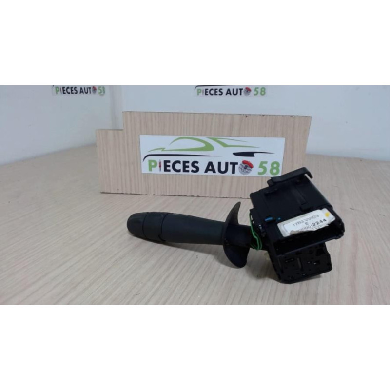 Commodo d'essuie glaces RENAULT LAGUNA 2 PHASE 1 BREAK d’occasion