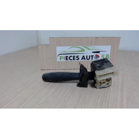 Commodo d'essuie glaces RENAULT TRAFIC 1 PHASE 3 d’occasion