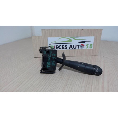 Commodo d'essuie glaces RENAULT TWINGO 2 PHASE 1 d’occasion