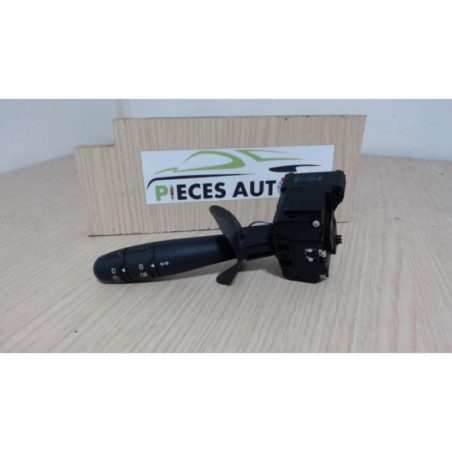 Commodo phare RENAULT CLIO 2 PHASE 2 d’occasion