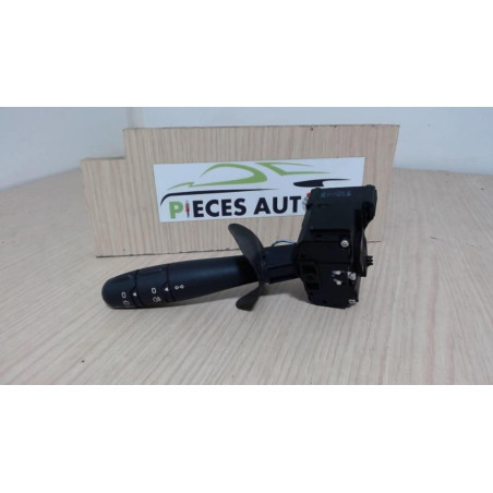 Commodo phare RENAULT CLIO 2 PHASE 2 d’occasion