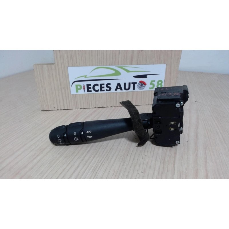 Commodo phare RENAULT CLIO 2 PHASE 1 d’occasion