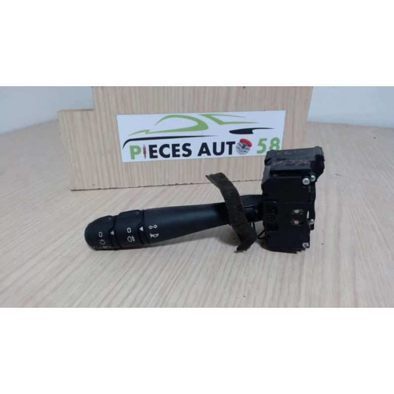 Commodo phare RENAULT CLIO 2 PHASE 1 d’occasion