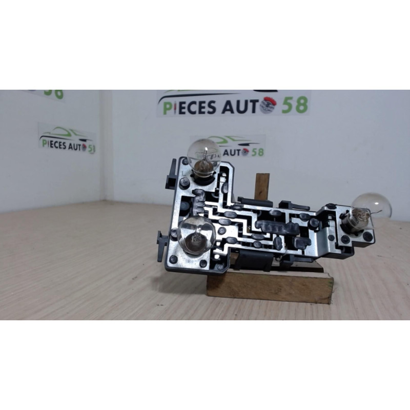 Platine feu arriere gauche SEAT IBIZA 2 PHASE 3 d’occasion