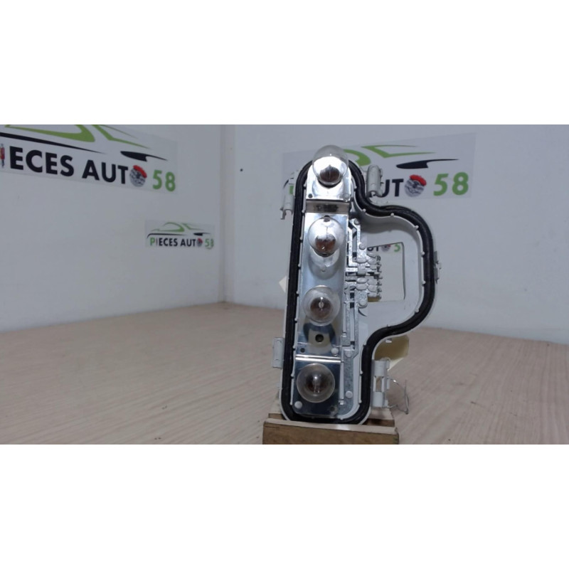 Platine feu arriere gauche OPEL ASTRA G d’occasion
