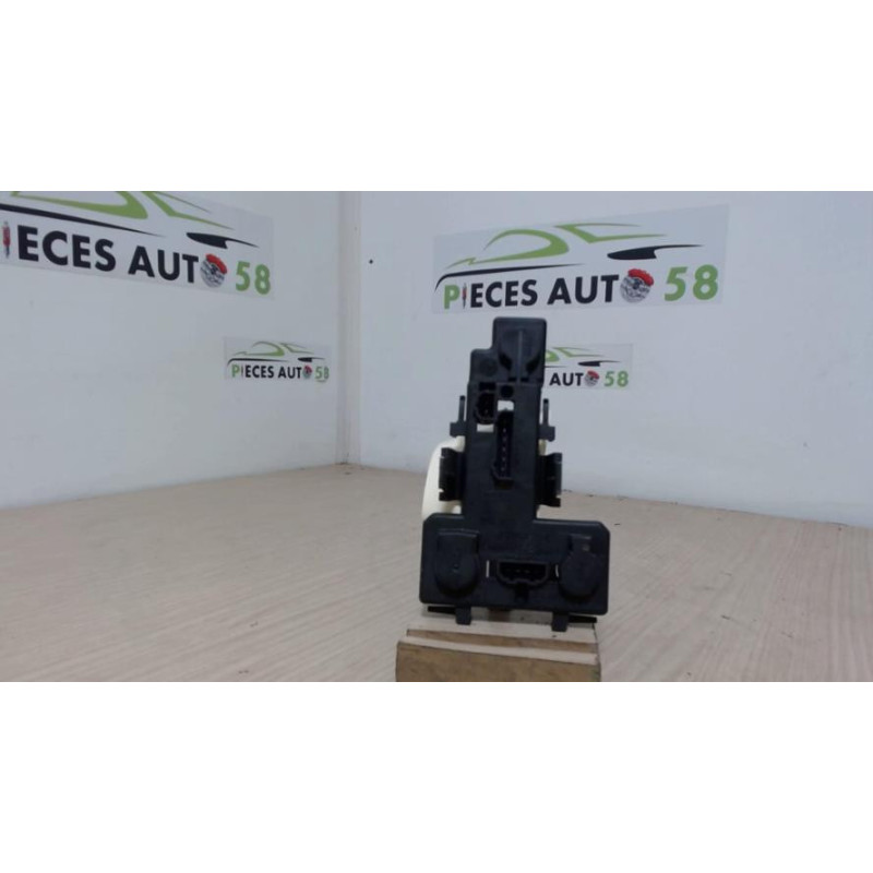 Platine feu arriere gauche SEAT IBIZA 2 PHASE 3 d’occasion
