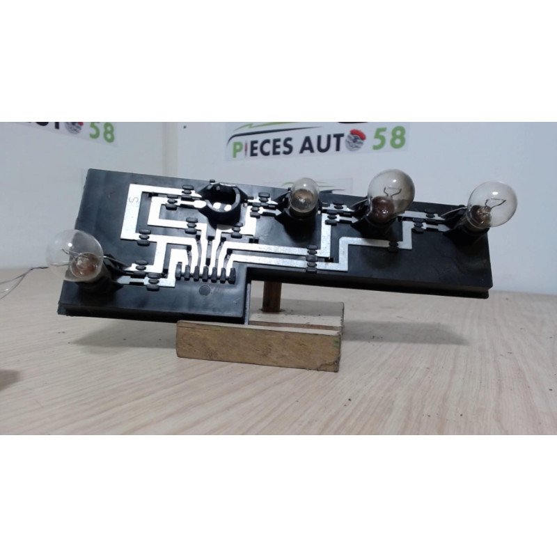 Platine feu arriere gauche LANCIA  d’occasion
