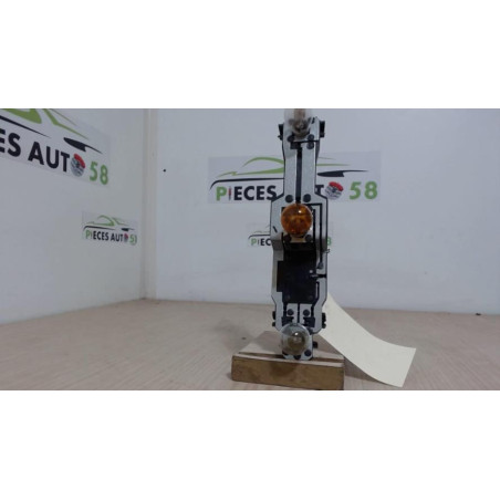 Platine feu arriere gauche DACIA SANDERO 1 d’occasion