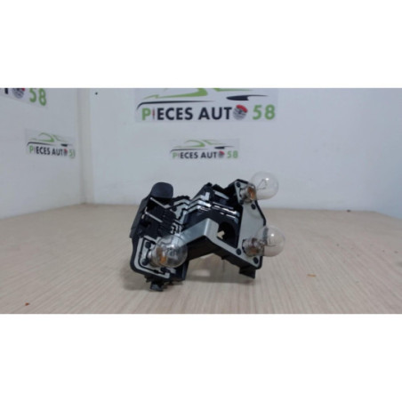 Platine feu arriere droit PEUGEOT 206 PHASE 2 CABRIOLET d’occasion