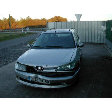 Platine feu arriere gauche PEUGEOT 306 BREAK d’occasion