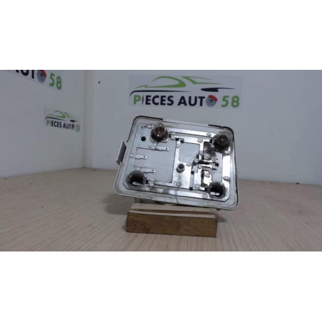 Platine feu arriere droit PEUGEOT  d’occasion