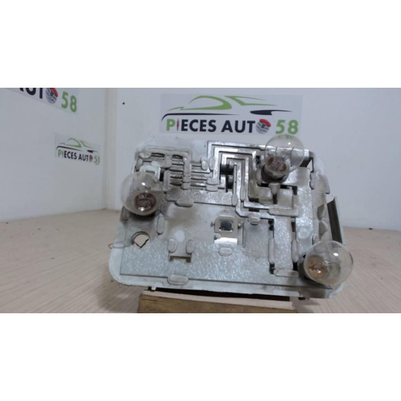 Platine feu arriere gauche PEUGEOT 205 PHASE 2 d’occasion