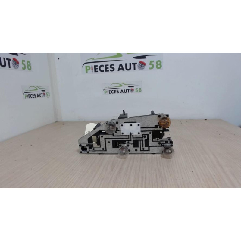 Platine feu arriere droit PEUGEOT  d’occasion