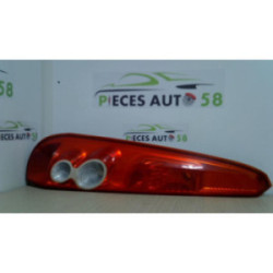 Feu arriere principal gauche (feux) FORD FIESTA 5 PHASE 2 d’occasion