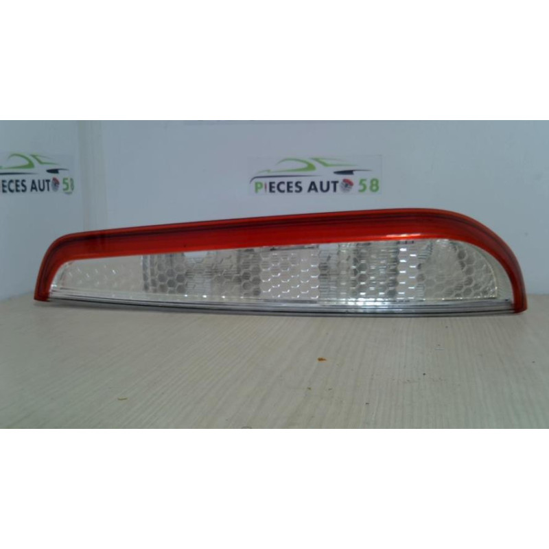 Feu arriere principal droit (feux) FORD FOCUS 2 PHASE 2 BREAK d’occasion