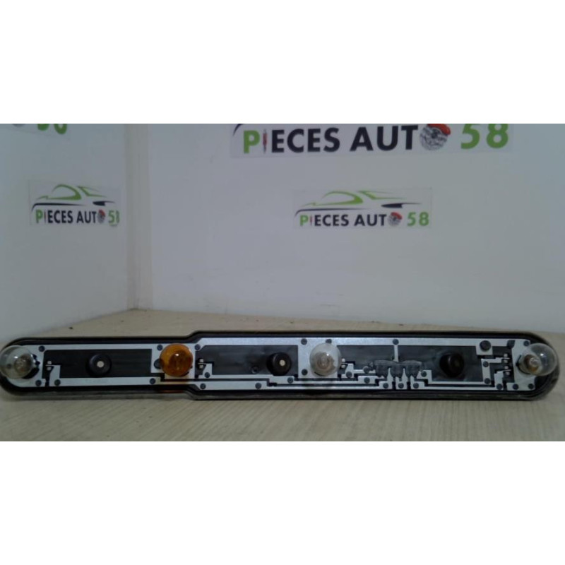 Platine feu arriere gauche FORD C-MAX 1 PHASE 1 d’occasion